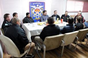11 GB - Reunião do Comandante do 11 GB com o prefeito de Arapongas e lideranças.jpg