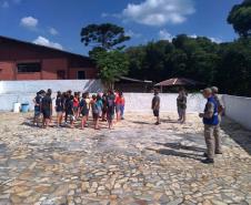Bombeiros militares ministram instrução para escoteiros em Piraquara