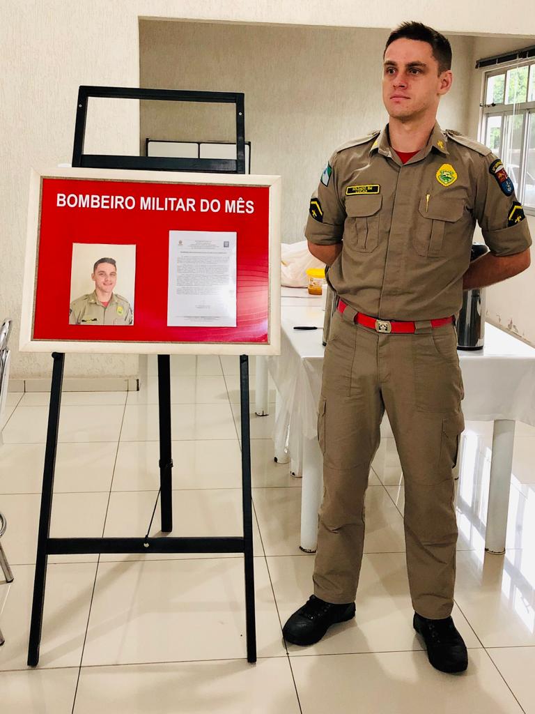 Homenagem Bombeiro do Mês