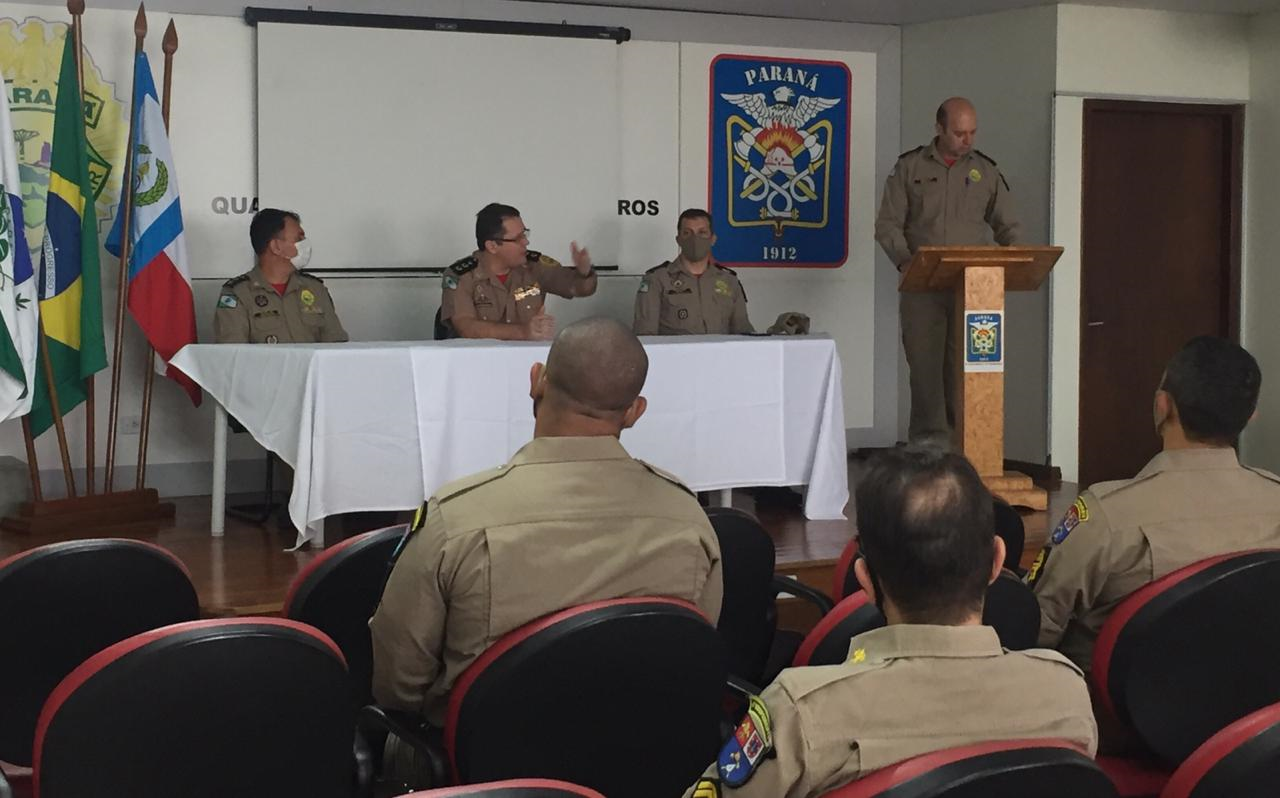 Abertura dos  trabalhos da aula inaugural do CFC Militar pelo Comandante do 3º CRBM