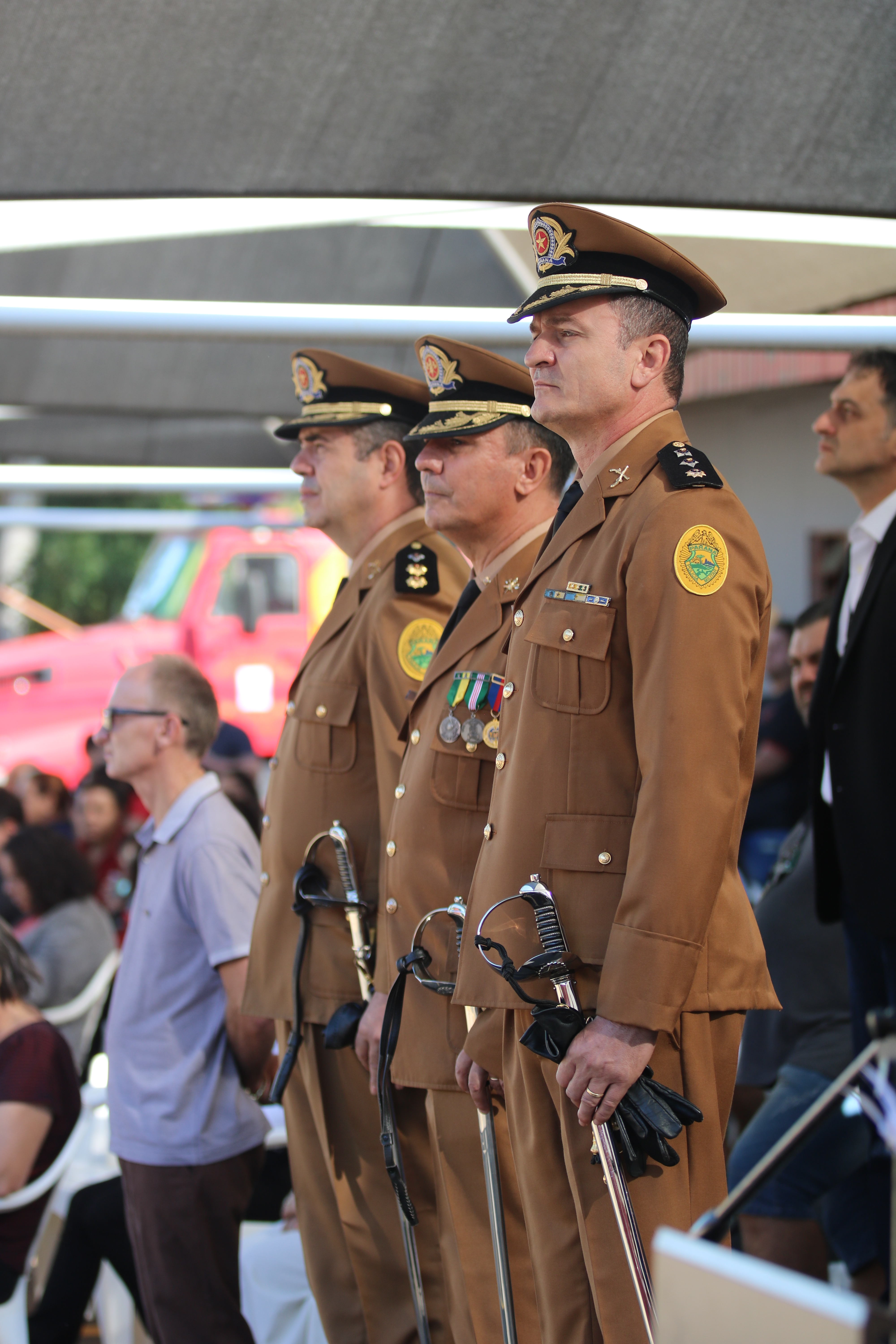 Comandantes e Subcomandantes do 9ºGB e 14º BPM em destaque