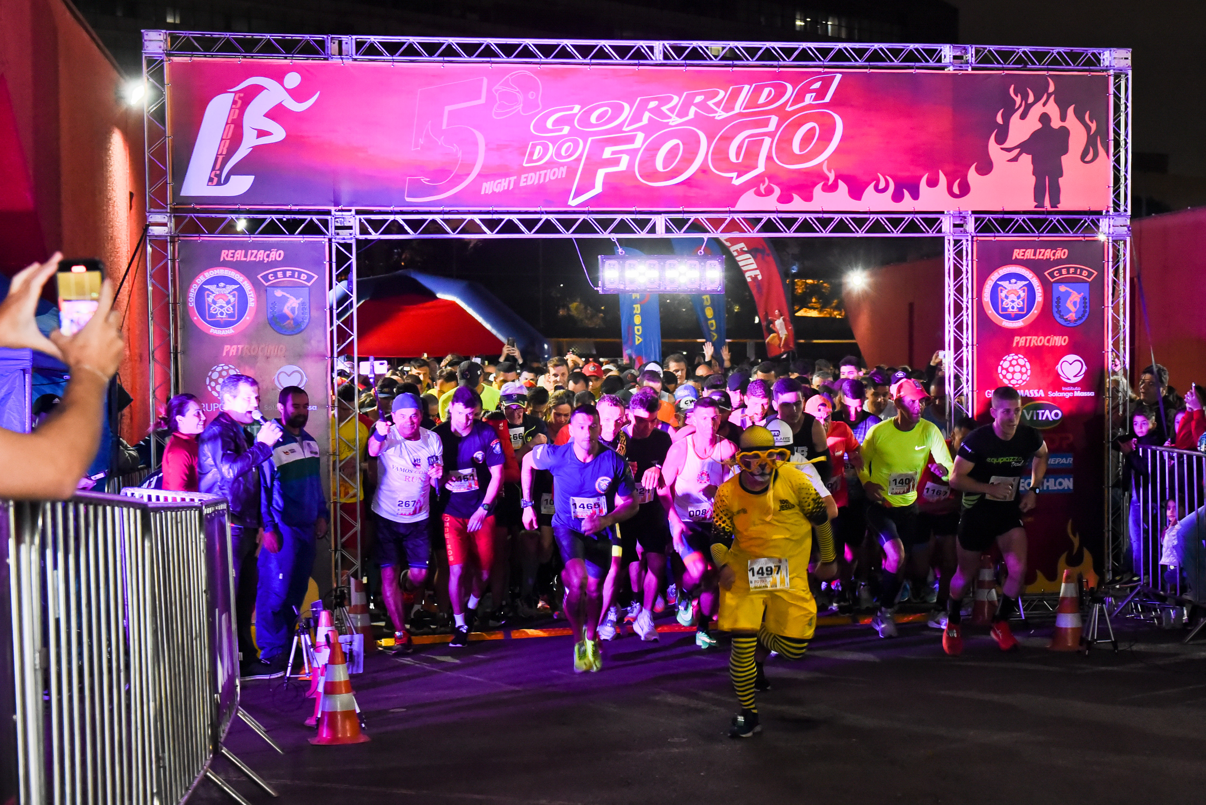 Imagens da 5ª Corrida do Fogo, realizada em Curitiba no dia 25/11/2023.