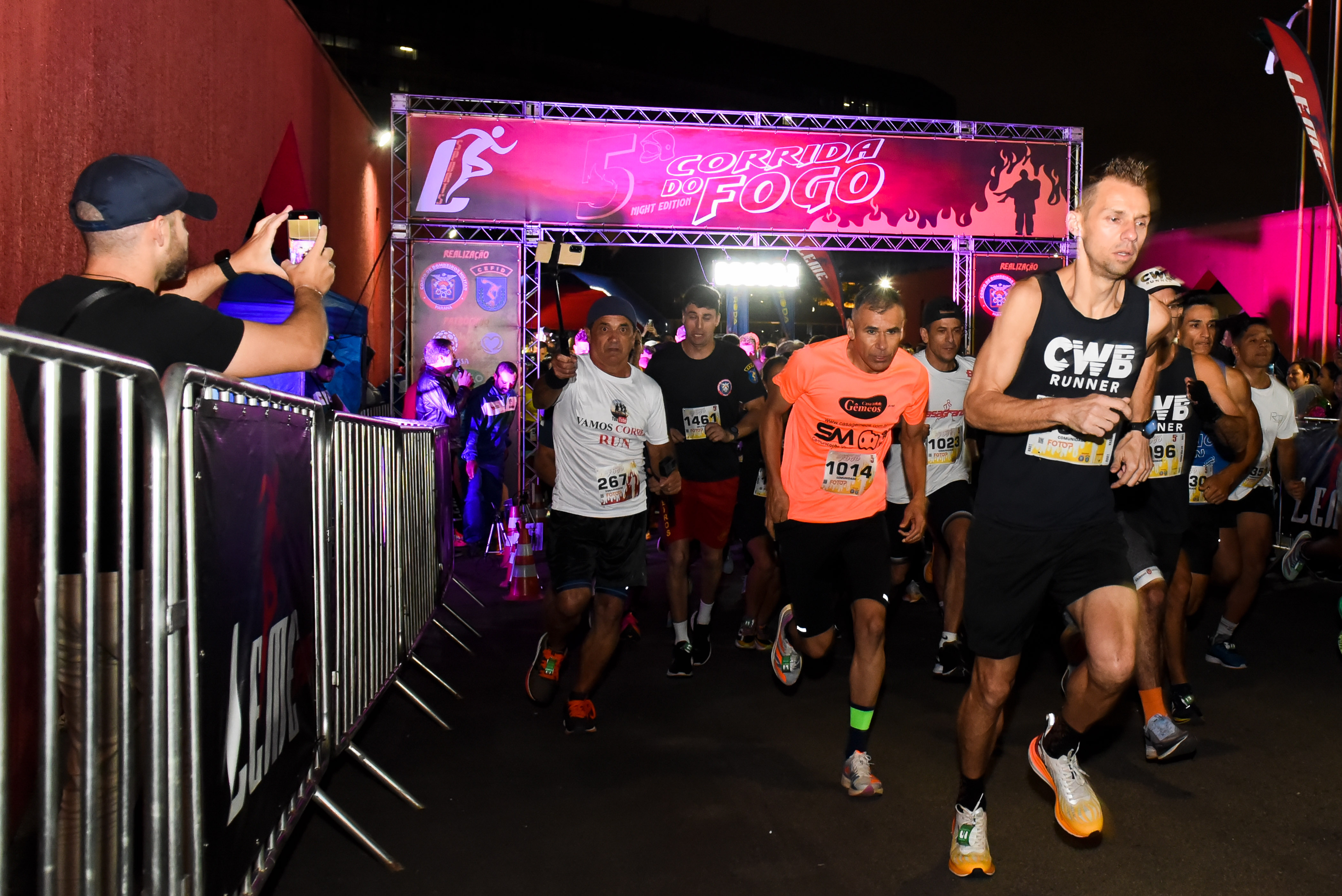 Imagens da 5ª Corrida do Fogo, realizada em Curitiba no dia 25/11/2023.