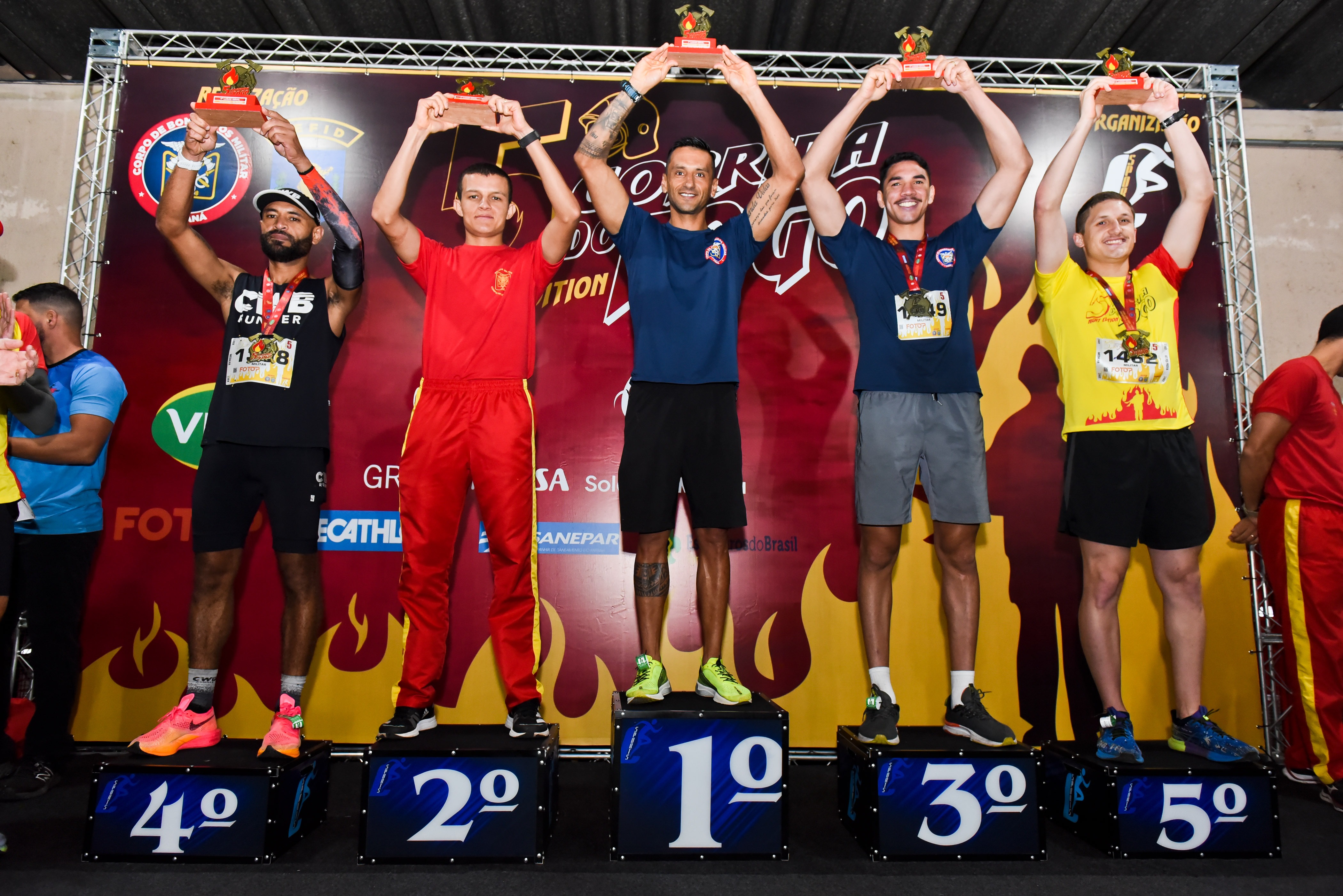 Imagens da 5ª Corrida do Fogo, realizada em Curitiba no dia 25/11/2023.