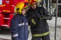 Apresentação do Corpo de Bombeiros na rua XV de Novembro Foto Cabo Daniel Meneghetti