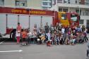 Quartel do Comando do Corpo de Bombeiros recebe visita em clima de final de ano