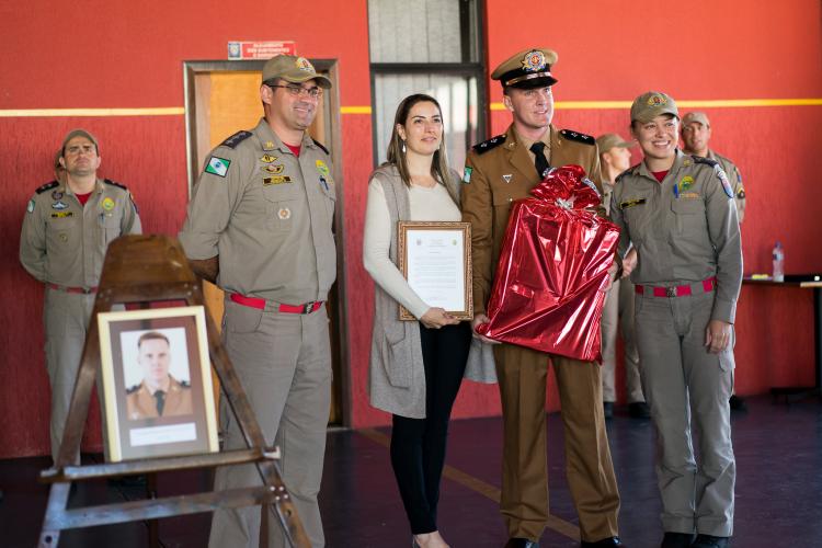 Homenagem ao comandante substituído