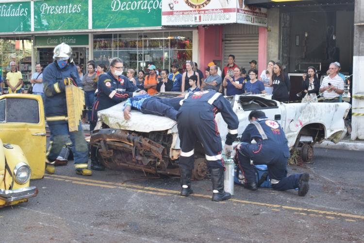 Simulado de atendimento a múltiplas vítimas encerra as atividades do Maio Amarelo.