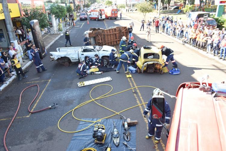Simulado de atendimento a múltiplas vítimas encerra as atividades do Maio Amarelo.