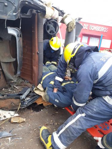 Treinamento de Resgate Veicular.