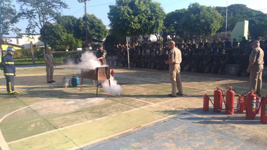 Instrução de APH e Combate a Incêndios ao TG