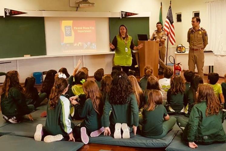 7* Grupamento de Bombeiros realiza palestra no Colégio Bom Jesus