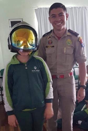 7* Grupamento de Bombeiros realiza palestra no Colégio Bom Jesus