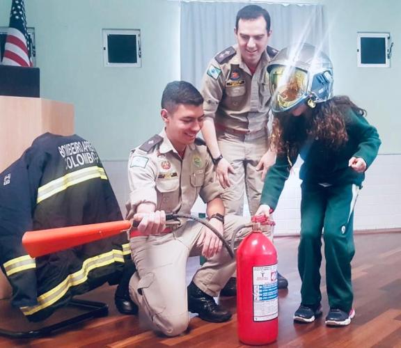 7* Grupamento de Bombeiros realiza palestra no Colégio Bom Jesus