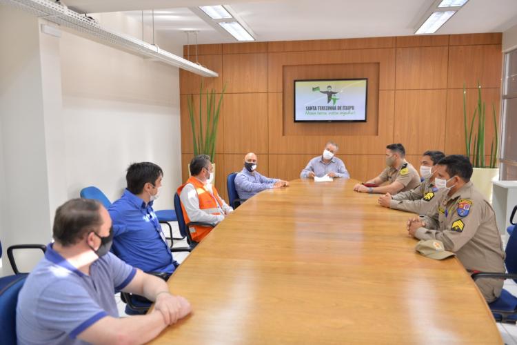 Ampliação e reforma da sede do Corpo de Bombeiros em Santa Terezinha de Itaipu-PR.