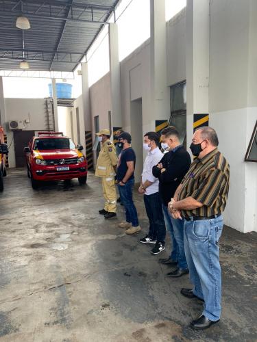 Entrega de viaturas ao 9SGBI