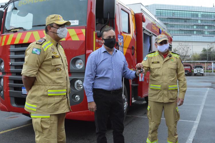 entrega de viatura 1gb