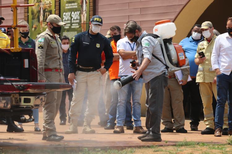 Demonstração de equipamentos para combate aos incêndios florestais
