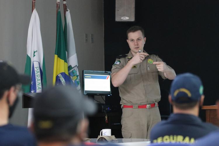 Tenente Valenga trouxe considerações sobre os incêndios