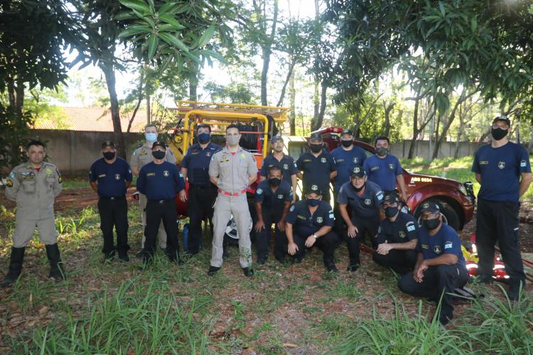 9ºGB realiza capacitação de agentes civis