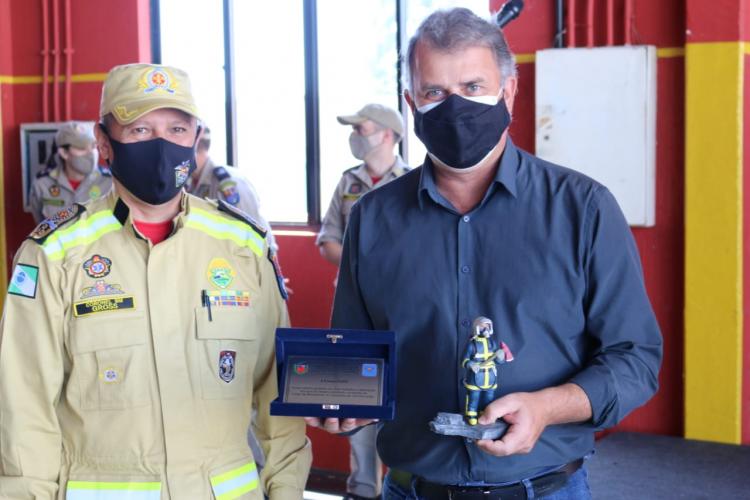 Entrega de ABTR ao Posto de Bombeiros de Campo Largo
