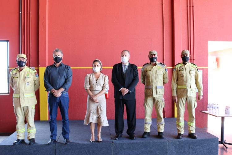 Entrega de ABTR ao Posto de Bombeiros de Campo Largo