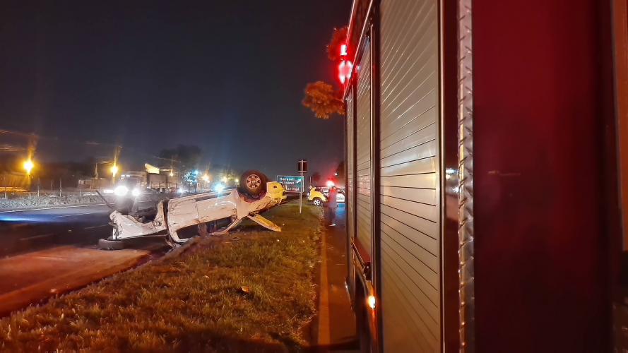 Caminhonete branca 02