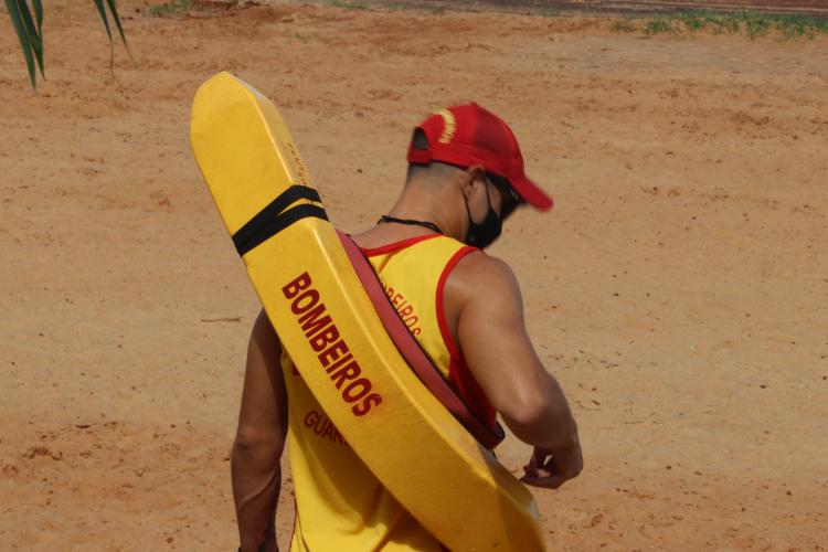 iscalização intensa do Corpo de Bombeiros leva tranquilidade e segurança à Costa Oeste - FOTO: SESP PARANÁ