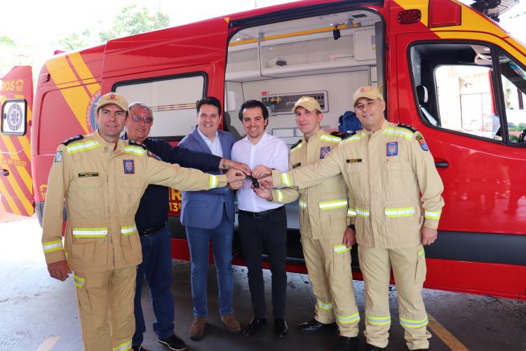 Ambulância Nova Entregue para o 13ºGB