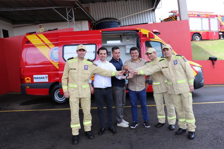 Ambulância Nova Entregue para o 13ºGB