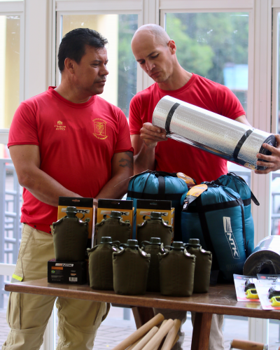 ENTREGA MATERIAL COMBATE A INCENDIOS FLORESTAIS