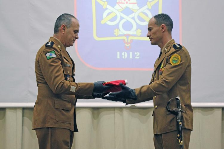 Entrega da Insígnia da Unidade