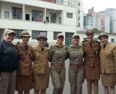 Dia Nacional do Bombeiro é comemorado com homenagens e entrega de medalhas em Curitiba