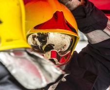 Apresentação do Corpo de Bombeiros na rua XV de Novembro Foto Cabo Daniel Meneghetti