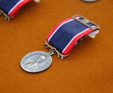 Entrega de medalhas e de equipamentos ao Corpo de Bombeiros marca 103º aniversário em Curitiba