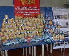 Entrega de donativos é realizada pelo 2°GB
