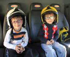 Polícia no CMEI (Centro Municipal de Educação Infantil) Xapinhal, em Curitiba.