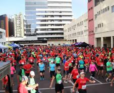Curitiba, 12 de Novembro de 2016.  1° Corrida do Fogo, do Corpo de Bombeiros do Paraná.