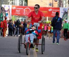Curitiba, 12 de Novembro de 2016.  1° Corrida do Fogo, do Corpo de Bombeiros do Paraná.