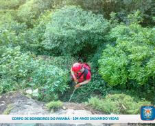 Limpeza do Rio Iguaçu em comemoração ao dia internacional da água