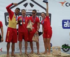 Dia do Guarda-vidas é comemorado com competição em Balneário Camboriú