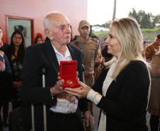 O município de Campina Grande do Sul, Região Metropolitana de Curitiba, conta agora com um grupamento do Corpo de Bombeiros. A governadora Cida Borghetti participou nesta quinta-feira (28) da solenidade oficial de inauguração do quartel. Campina Grande do Sul, 28/06/2018.Foto: José Fernando Ogura/ANPr