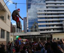 Bombeiros proporcionam Natal diferenciado para 150 crianças