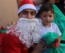 Bombeiros proporcionam Natal diferenciado para 150 crianças