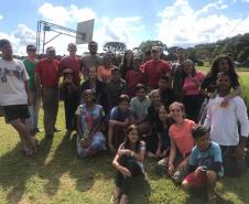 BOMBEIROS DE ALMIRANTE TAMANDARÉ REALIZAM PALESTRA EM RETIRO DE JOVENS