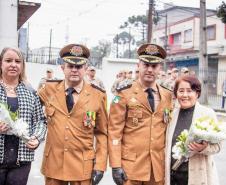 Mahor Schreiber acompanhado de sua esposa, Sra. Ingrid e Major Malacrida acompanhado de sua mãe, Sra. Elma.