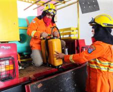 bomba costal veículo
