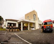 Autoridades que prestigiaram a solenidade, o ABT e a Guarnição de serviço posicionados para início da solenidade.