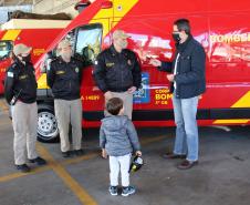 Homero Marchesi entregando a chave