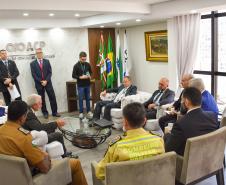 Comandante Geral do CBMPR participa de reunião na ACP sobre a segurança pública do Paraná.